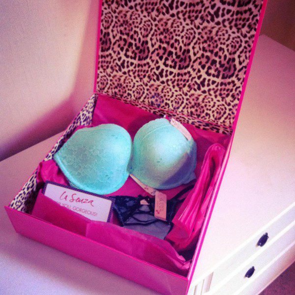 Review: La Senza Push Up Plunge Bra &Thong