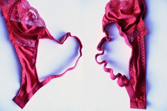 What Does Machine Washing & Tumble Drying Do to Bras?