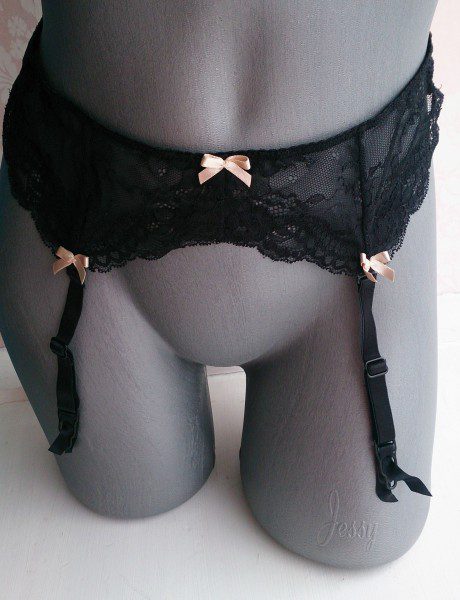 Lorna-Drew-suspender-belt-review-460x600