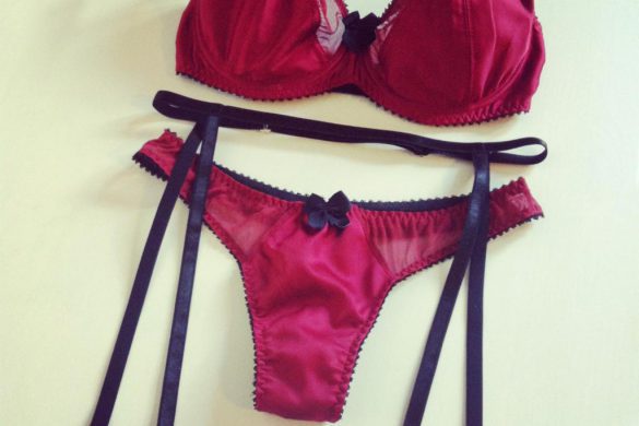 Review: Paramour Bra & Thong by Claudette