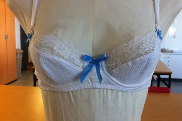 Your Submissions: White Lace Bra by Manoela M