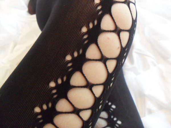 Erica-M-NYC-Kai-hold-ups-review-600x450
