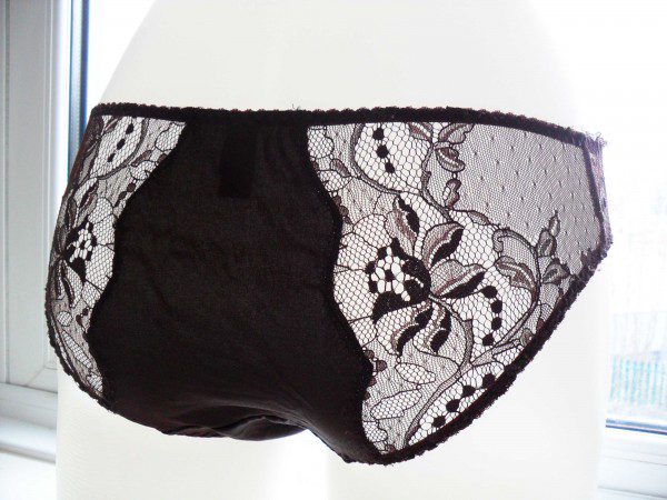 Fleur-of-England-Hot-Chocolate-brief-review-600x450