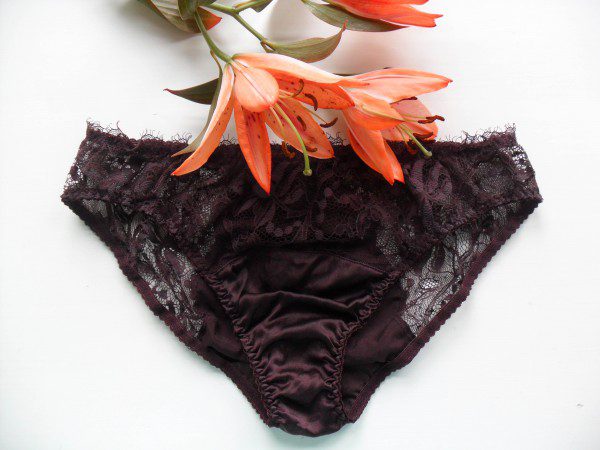 Lingerie Review: Fleur of England Hot Chocolate Push Up Bra