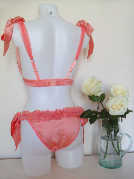 La-Lilouche-luxury-lingerie-review-450x600