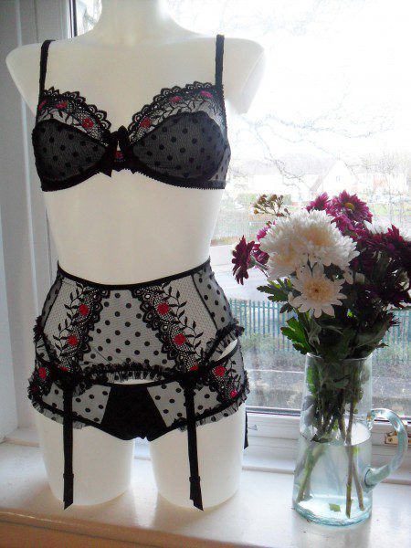 Black-Alice-lingerie-store-review-450x600