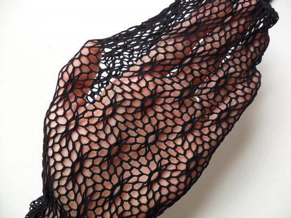 fogal-peony-fishnet-tights-600x450