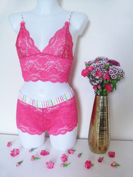 foxers-pink-lace-bralette-review-450x600