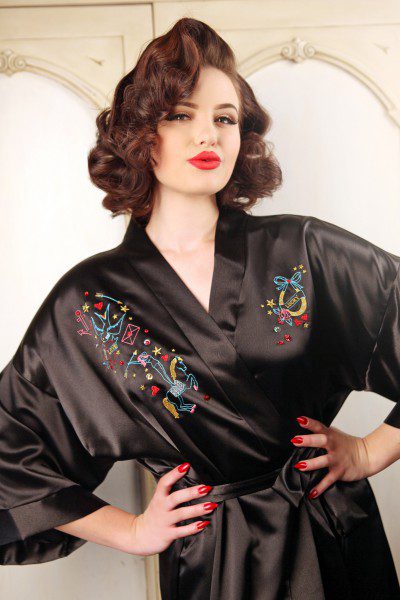 glitter-and-the-moon-black-embroidered-robe-400x600