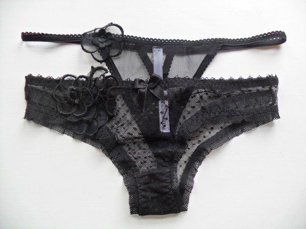 pretty-wild-lingerie-love-flower-review-600x450