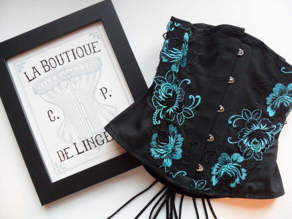 Lingerie Review: Rebel Madness Cyan Underbust Corset