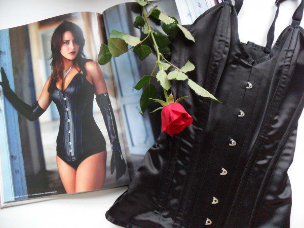 Lingerie Review: Vollers Toxic Corset