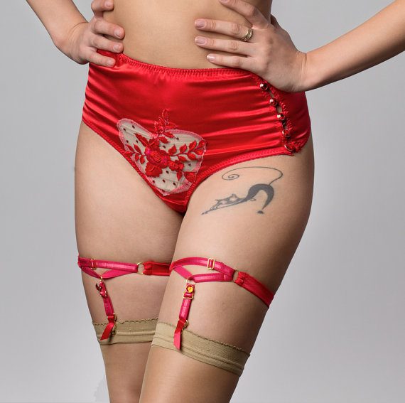 lalilouche-leiana-red-knickers