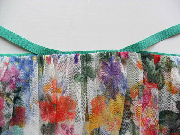 flash-you-and-me-floral-suspender-600x450