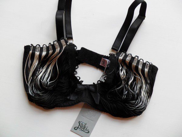 made-by-niki-black-string-bra-600x450