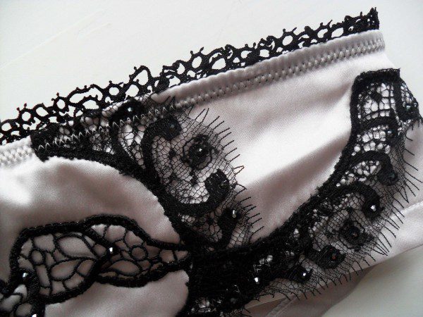 Pleasure State Confessions Contour Balconette Bra in Snake Print/Black