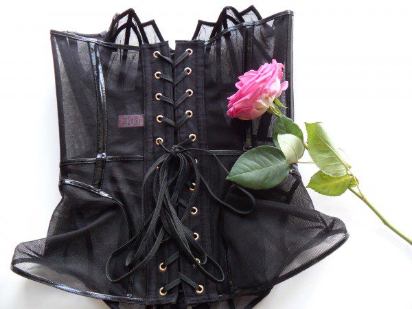 agent-provocateur-jet-corset-1-low-res-600x450