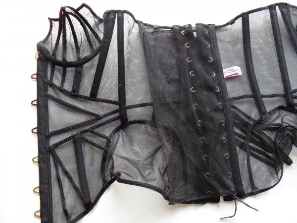 agent-provocateur-jet-corset-4-low-res-600x450