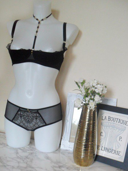 Lingerie Review] Escora Zohra 1/4 cup bra & brief set : r/LingerieAddiction