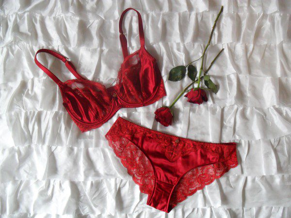 Lingerie Review: Rosie for Autograph Silk & Lace Unpadded Balcony