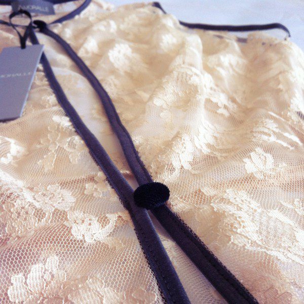 amoralle-cream-lace-diamond-robe-3-600x600