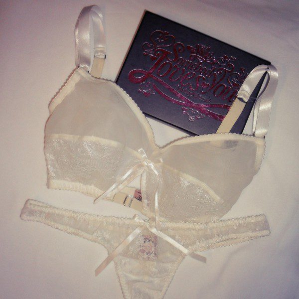 Review: Made By Niki Classics Ivory Lace Bra & Thong