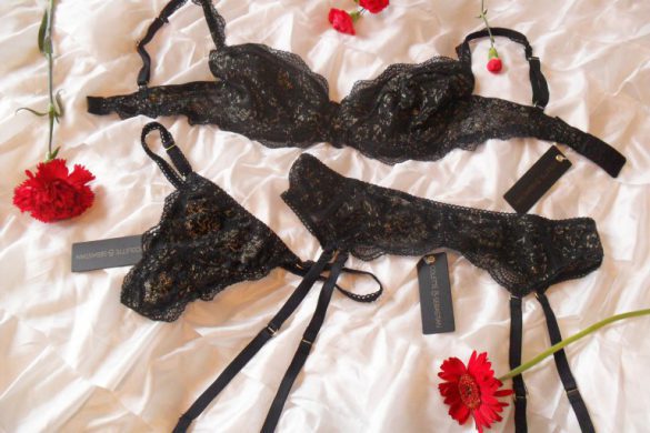 Lingerie Review: Colette & Sebastian Elise Bra, Thong & Suspender Belt