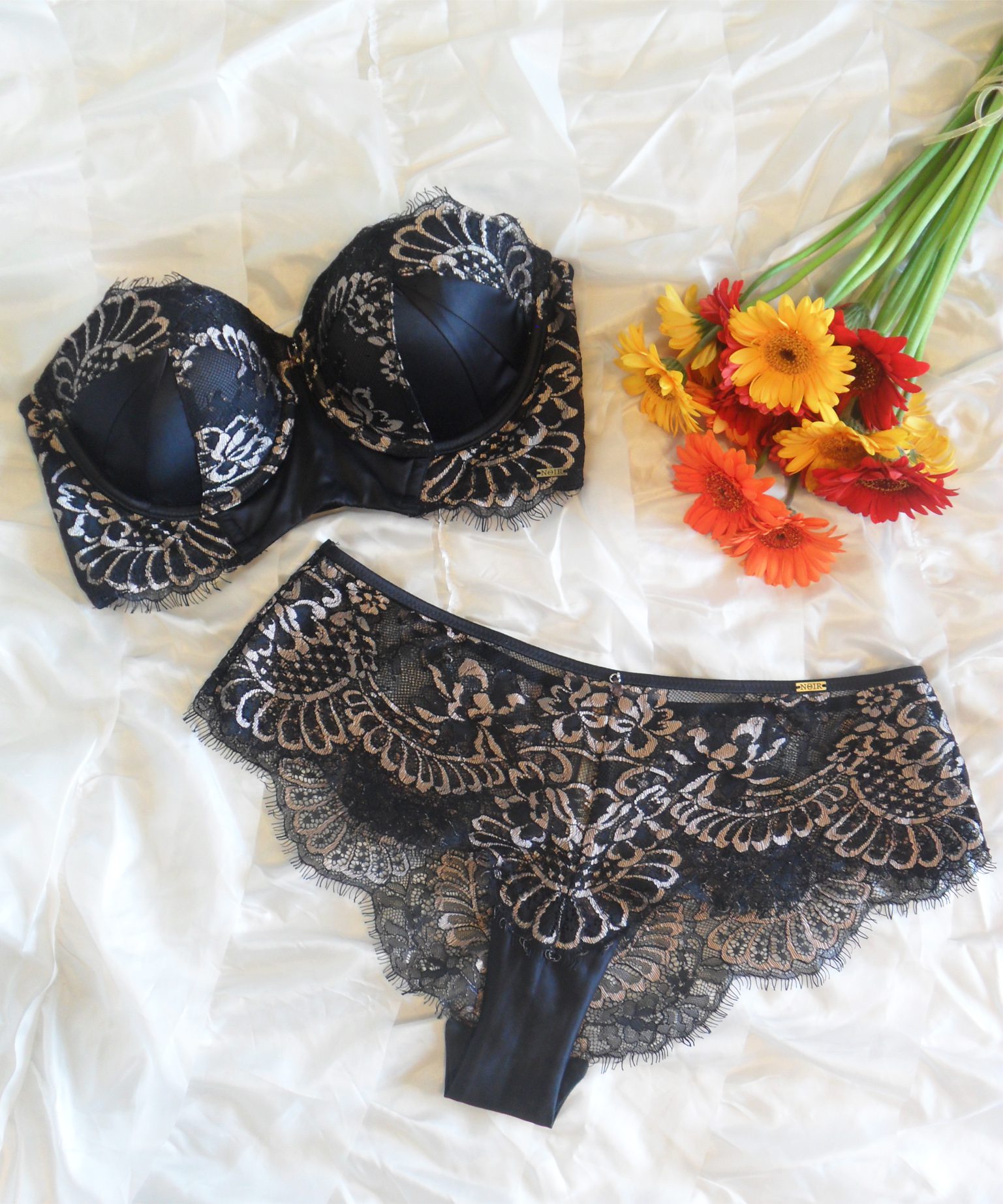 Lingerie Review: Hunkemöller Kiara Longline Strapless Bra & Boxer Knickers