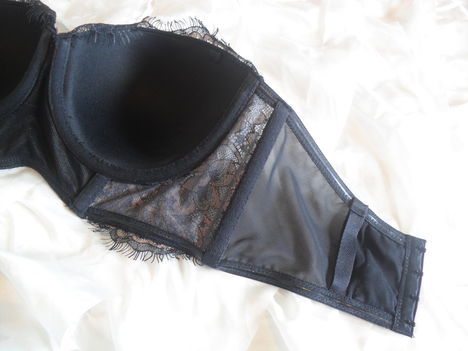 Lingerie Review: Hunkemöller Kiara Longline Strapless Bra & Boxer