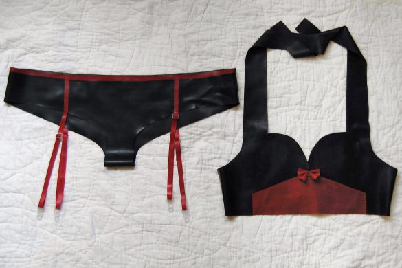 Lingerie Review: Corsette Latex Lina Bra & Briefs