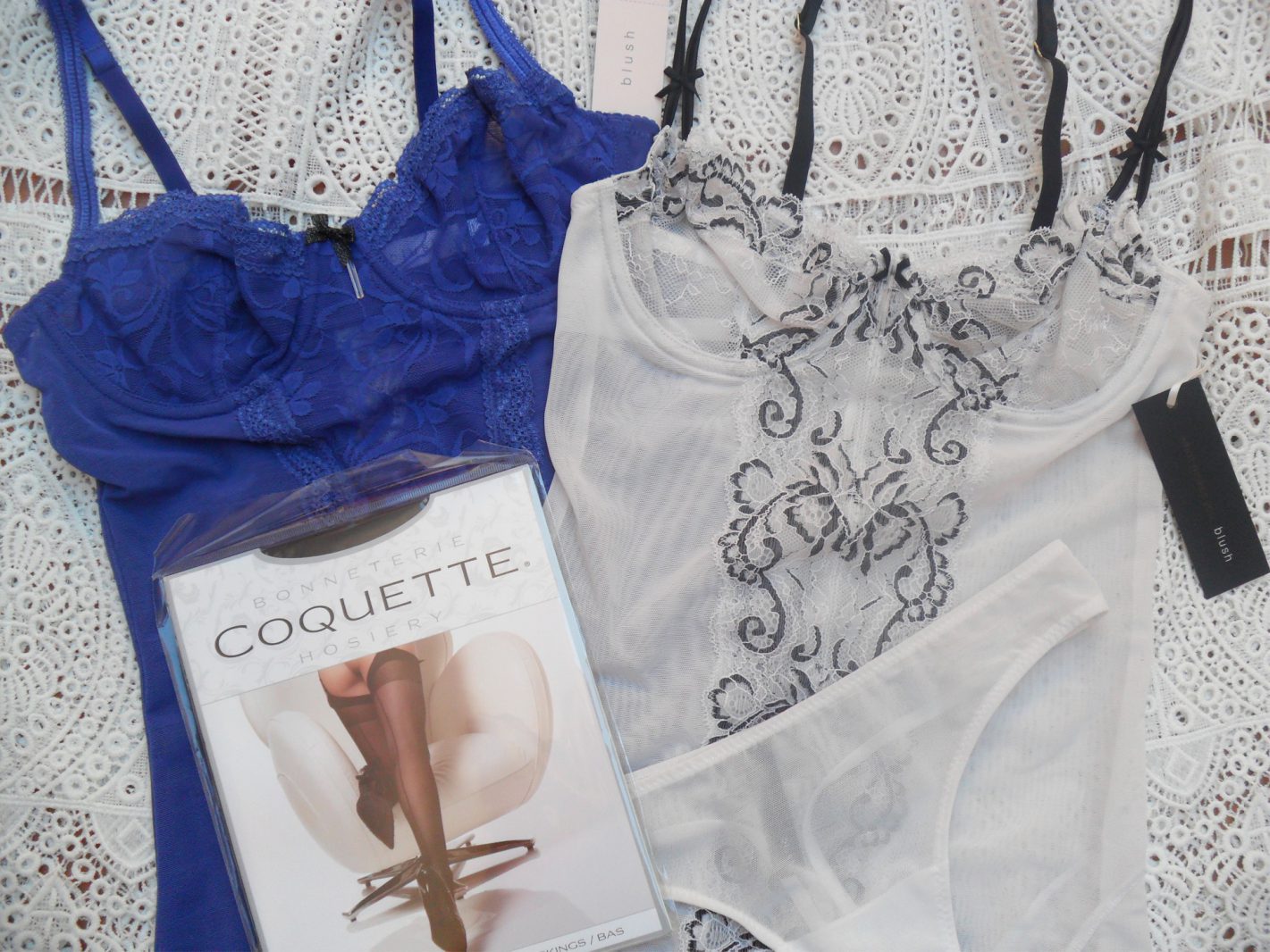 5 Lingerie Subscription Boxes Reviewed & Compared