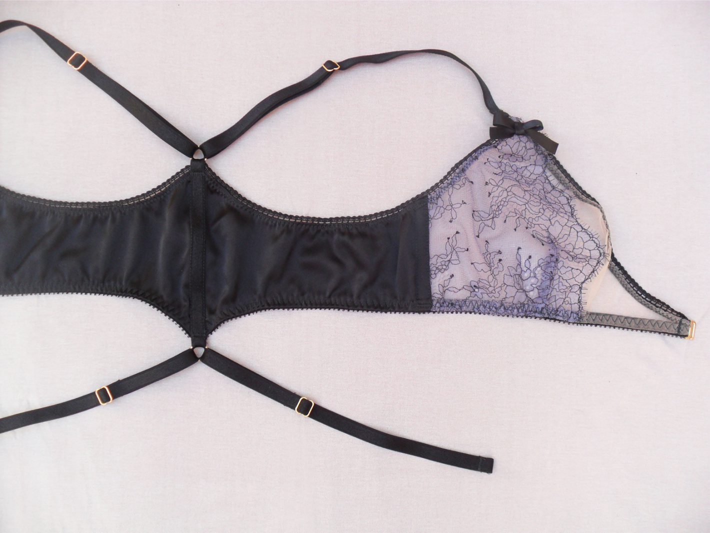 Lingerie Review: Sofía Luzón Gaia Bralette & Thong Set