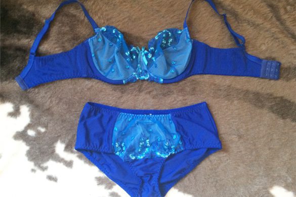 Lingerie Review: Viva Voluptuous Skye Blue Plus Size Bra & Briefs
