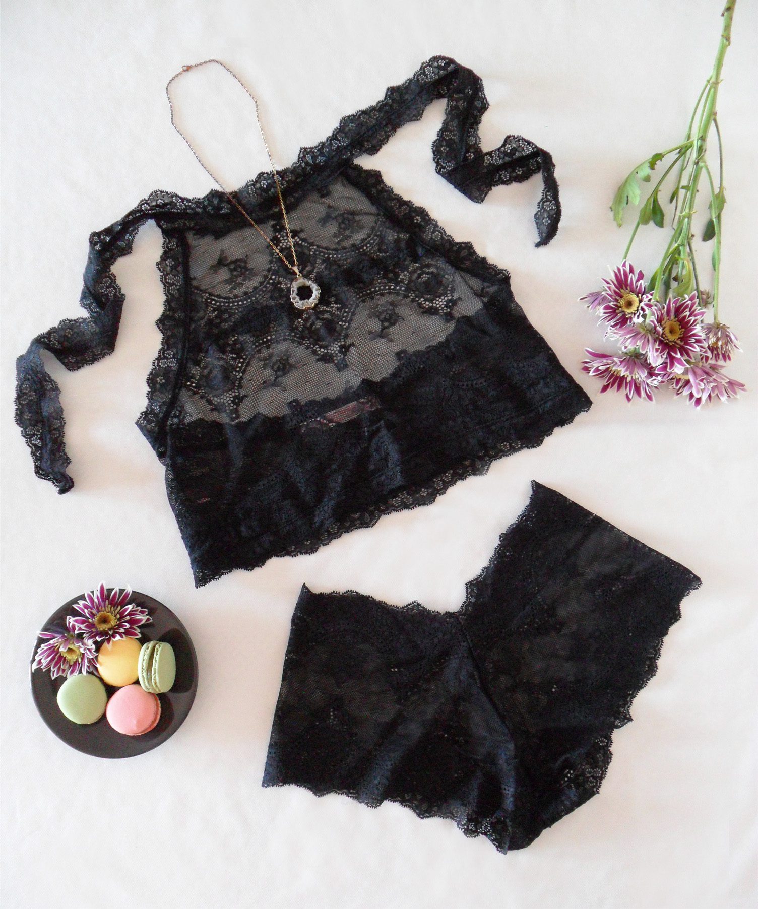 Lingerie Review: Brighton Lace Lou Lou Halter Bralette & Knickers