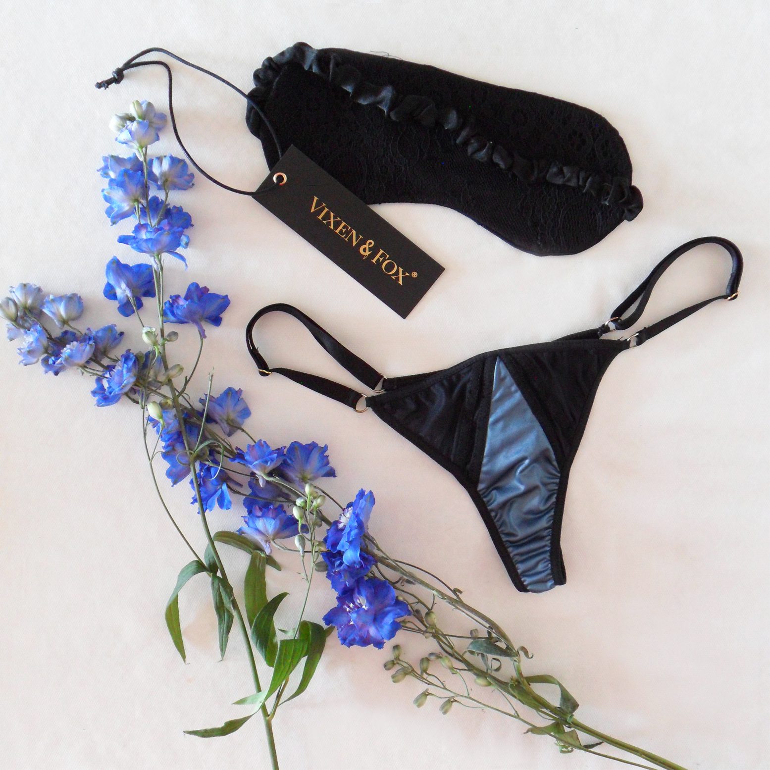 Lingerie Review: Vixen & Fox T-Back Bralette & V-String Thong