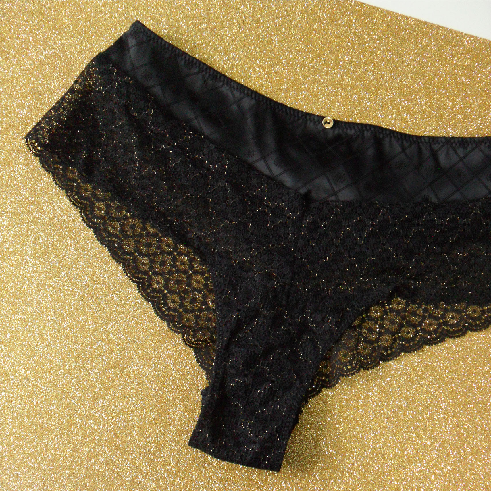 Aubade Lingerie Review - The Frenchie Mummy