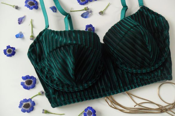 Lingerie Review: loveJilty Hermiona Bustier Bra & High Waist Knickers