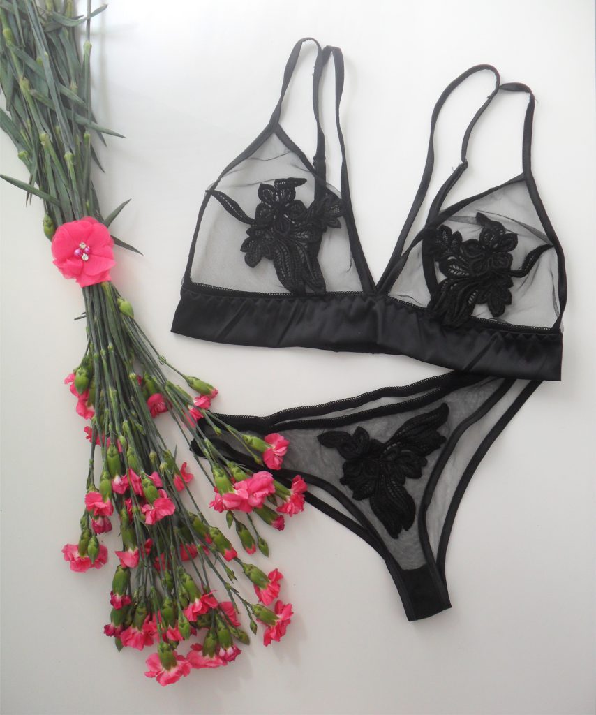 Lingerie Review: Empress Mimi Subscription Box