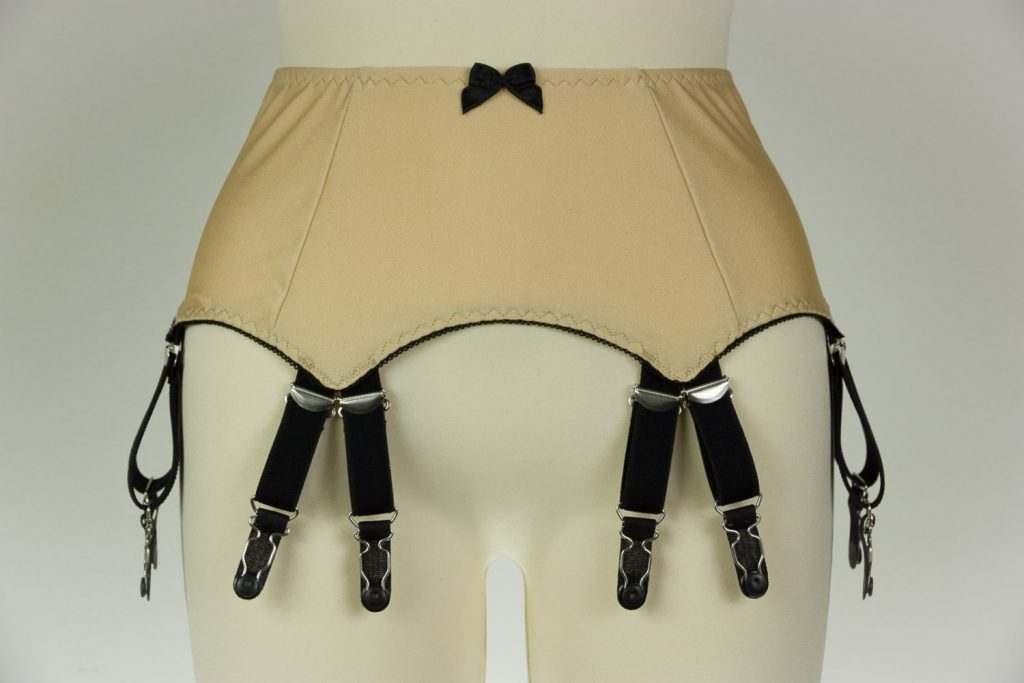 Suspender Belts  Vintage and Retro Style Garter Belts – Harlow & Fox