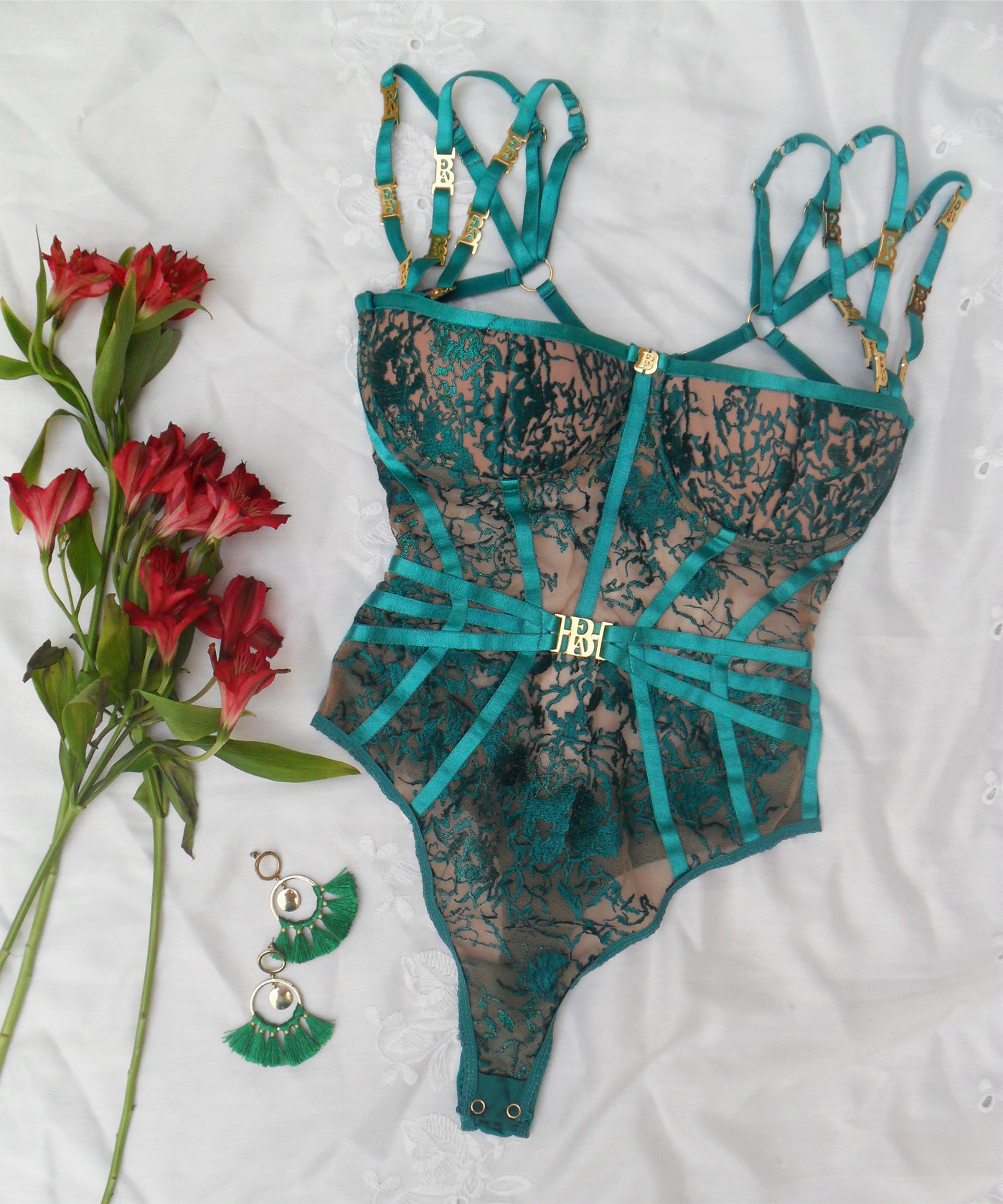 Bare The Smoothing Lace Bodysuit & Reviews