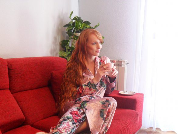 Lavender Dreams pink floral velvet robe review