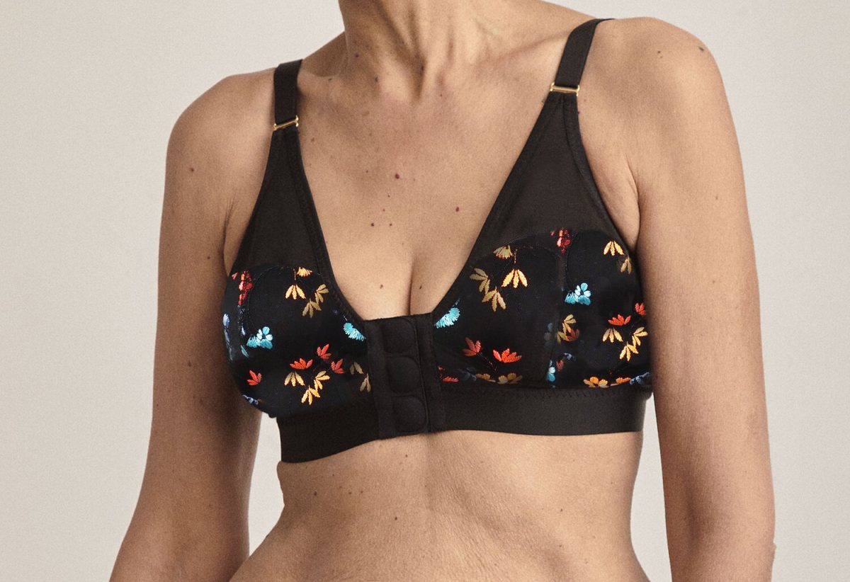Why 2023 is the Year to Switch to a Front Snap Bra – Liberare