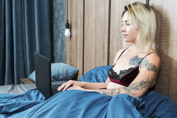 The Online Lingerie Community & Groups: A Beginner’s Guide