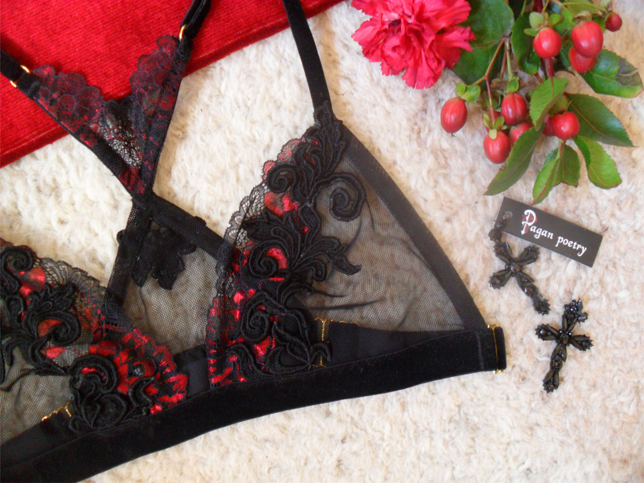 Lingerie Review: Pagan Poetry Midnight Spell Bralette & Thong