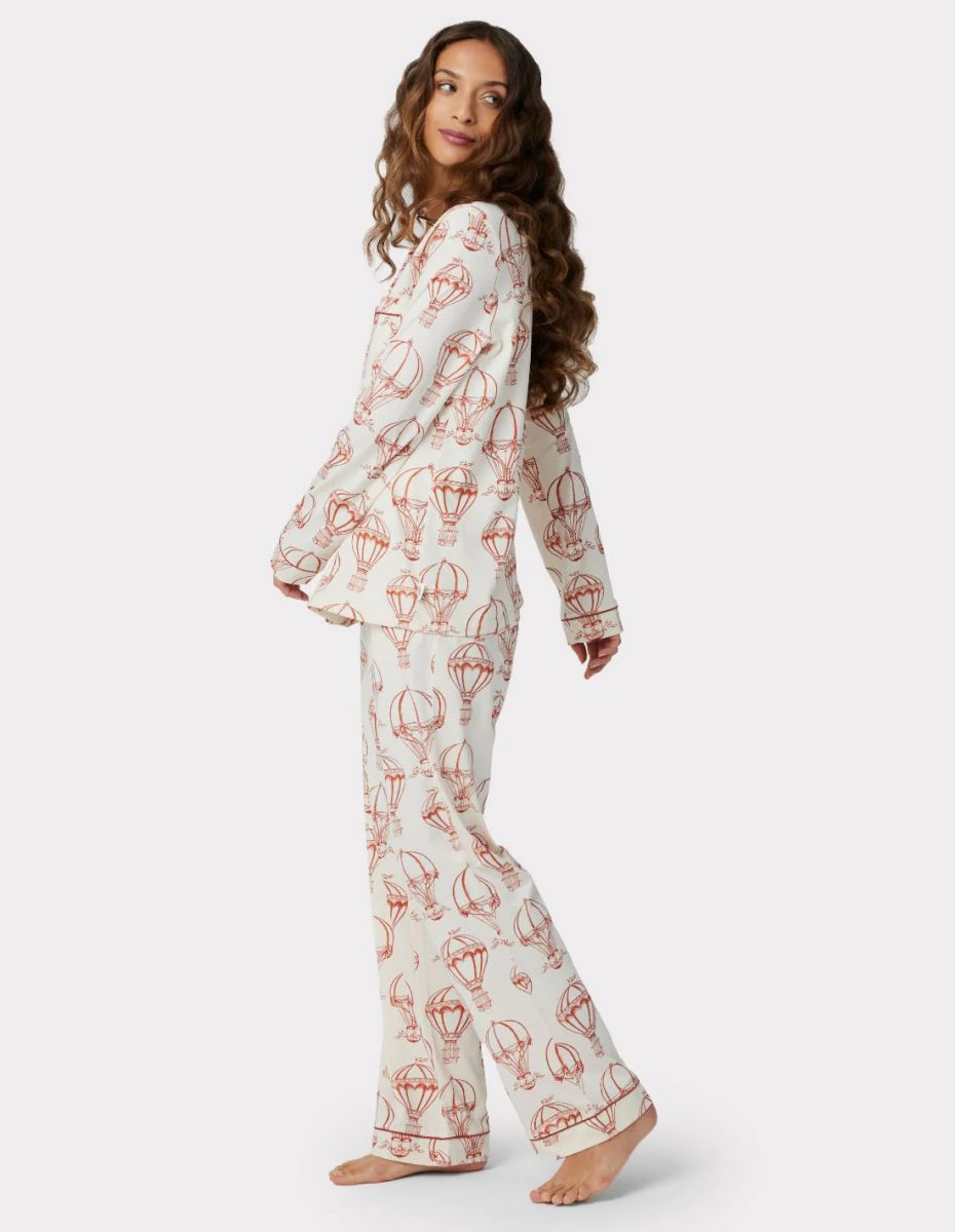 Chelsea Peers organic cotton white hot air balloon print women's pyjamas