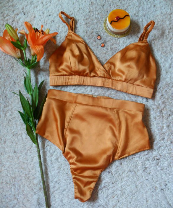 Studio Pia Petra Amber silk lingerie set flatlay