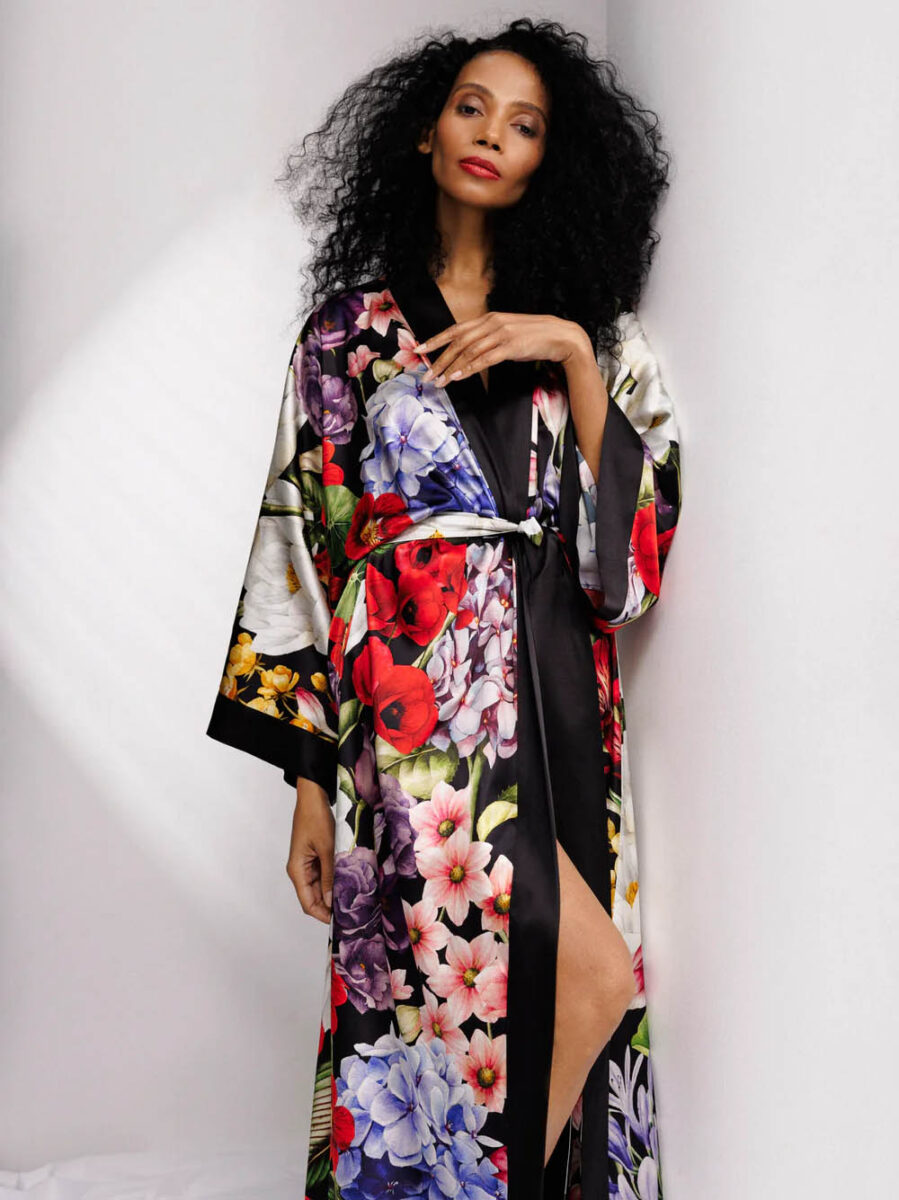 Vimissia black floral silk robe