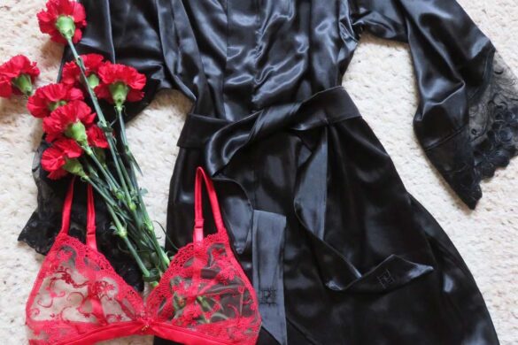 Luxury Lingerie Review: Phara d’Or Bra Sets & Robe